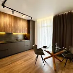 Апартаменты Crystal L