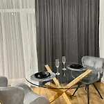 Crystal L Апартаменты